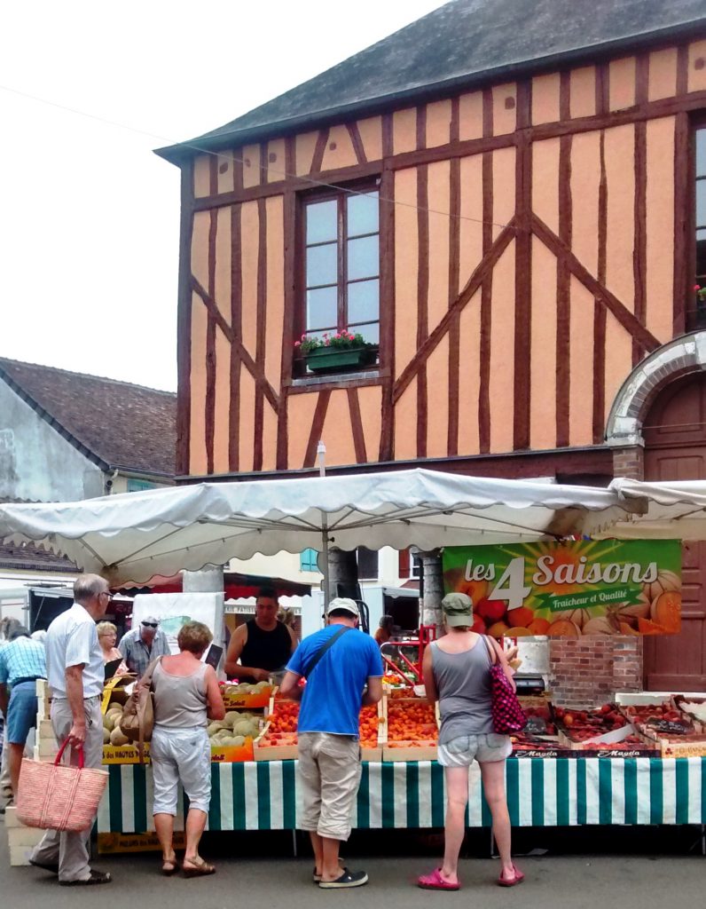 Charny Market